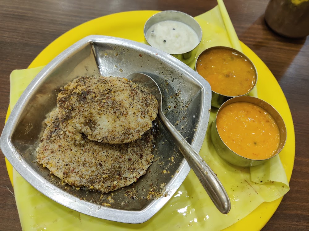 Saravana Hotel